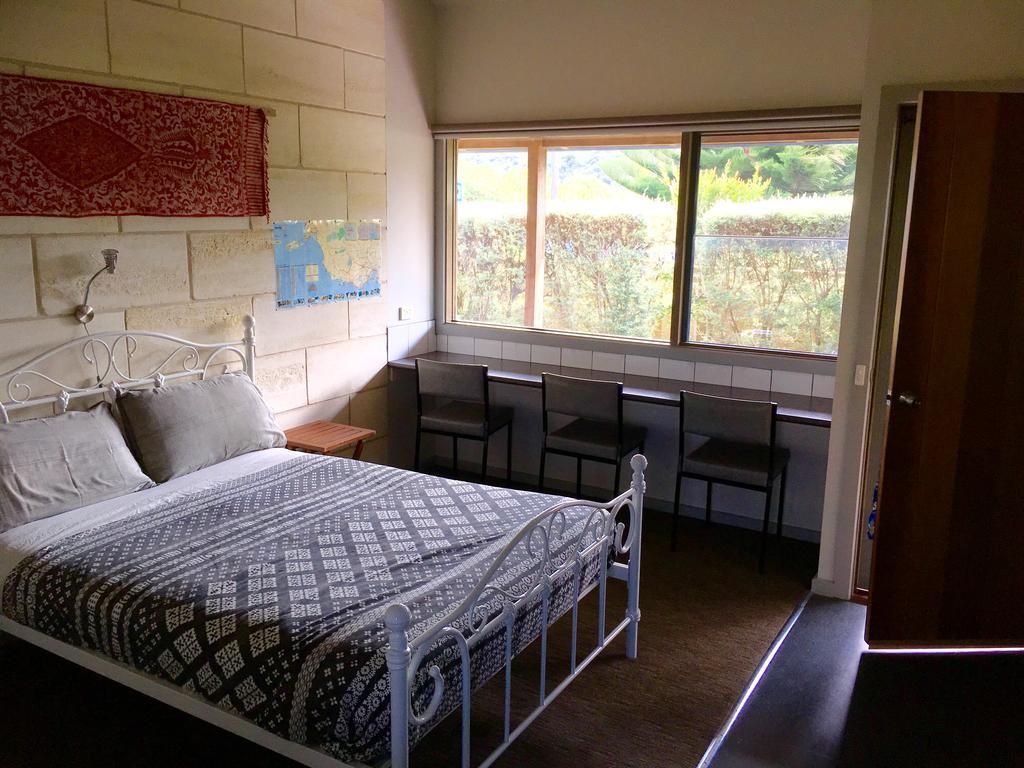 Port Campbell Guesthouse & Flash Packers Exterior foto